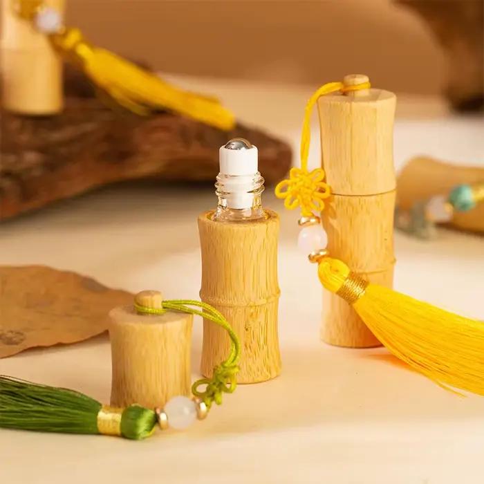 Bouteille à rouler en bambou écologique avec glands