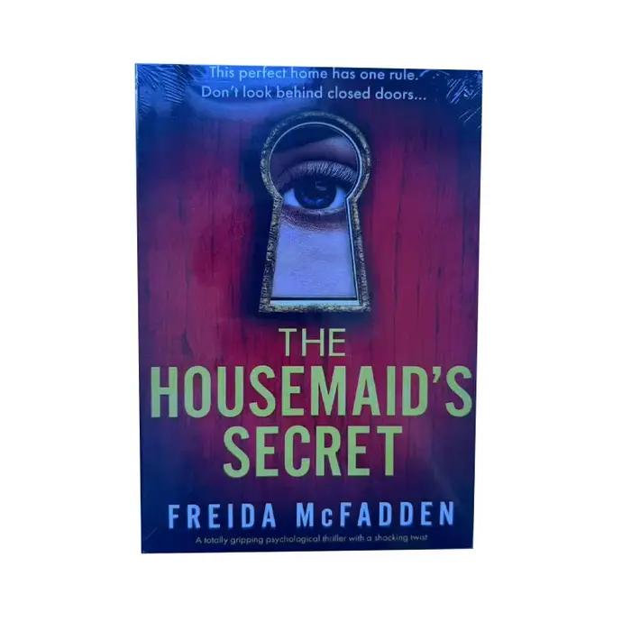 La femme de ménage/le secrète du ménage/la femme de ménage regarde Vol.1/2/3 par Freida McFadden livres de poche en anglais