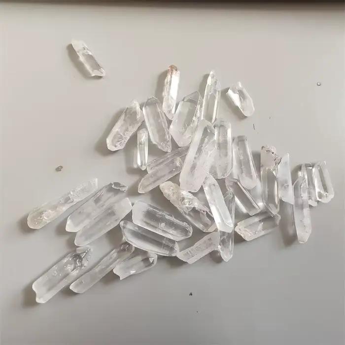 Château Diffuseur de Quartz Clair Naturel, Pierre de Guérison, Clip, Baguette d'Massage, Roche Brute, Spécimen de Nappe, Décoration de Maison, 3-5cm