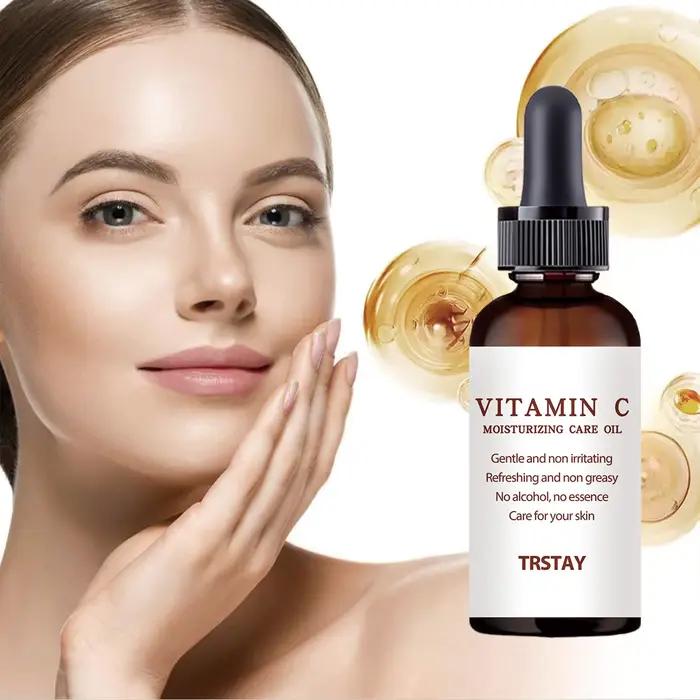 L'huile radiante de vitamine C contient différents extraits végétaux pour équilibrer le teint