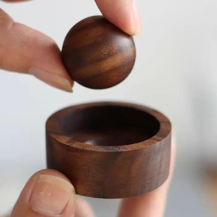 Diffuseur en bois pour la purification de l'air de la voiture