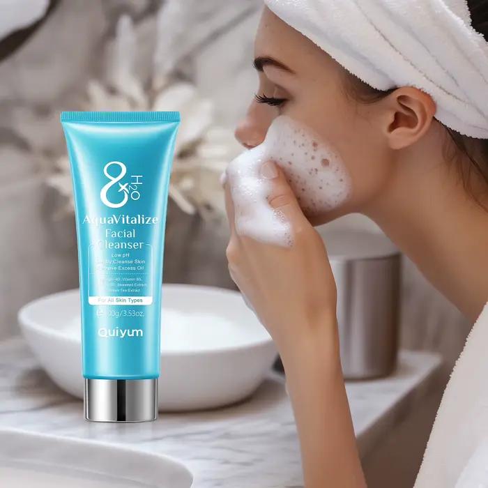 Nettoyant visage Quiyum 8X H2O AquaVitalize 100g, nettoyage quotidien doux, contrôle du sébum, rafraîchissant, pour tous types de peaux