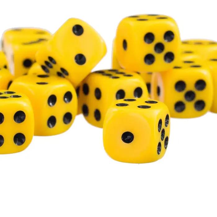 Jeu de dés à Six faces Opaques jaunes, 50 pièces/ensemble, 12mm D6 RPG D & D, nouveaux jeux de rôle