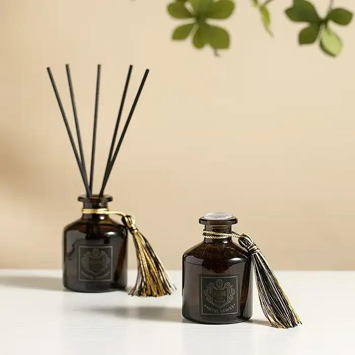 Ensemble diffuseur de parfum à bâtonnets en rotin