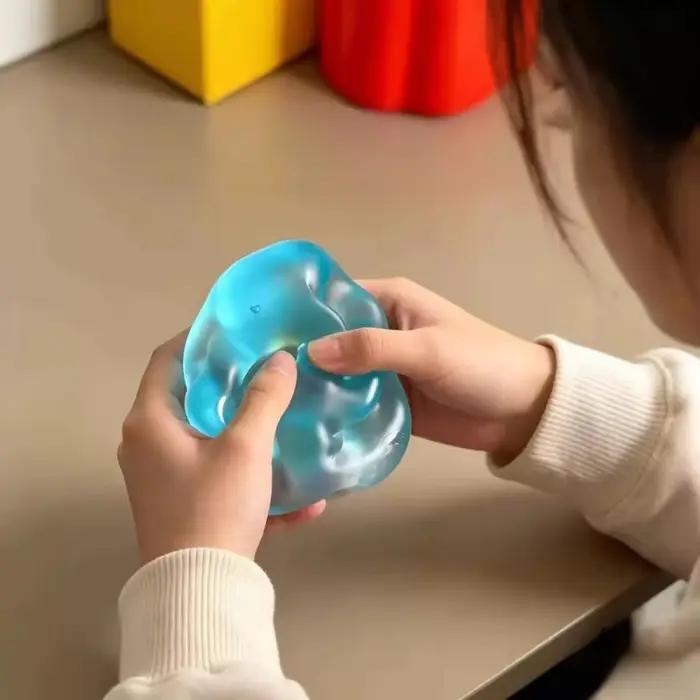 Balle anti-stress en huile de coco faite à la main : douce et moelleuse