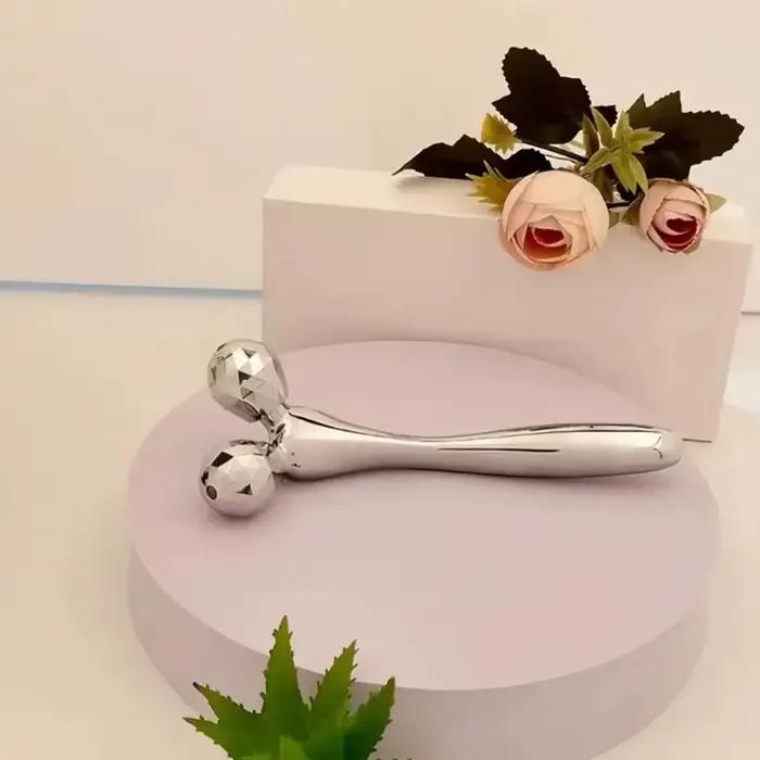 Rouleau de massage facial 3D en forme de V
