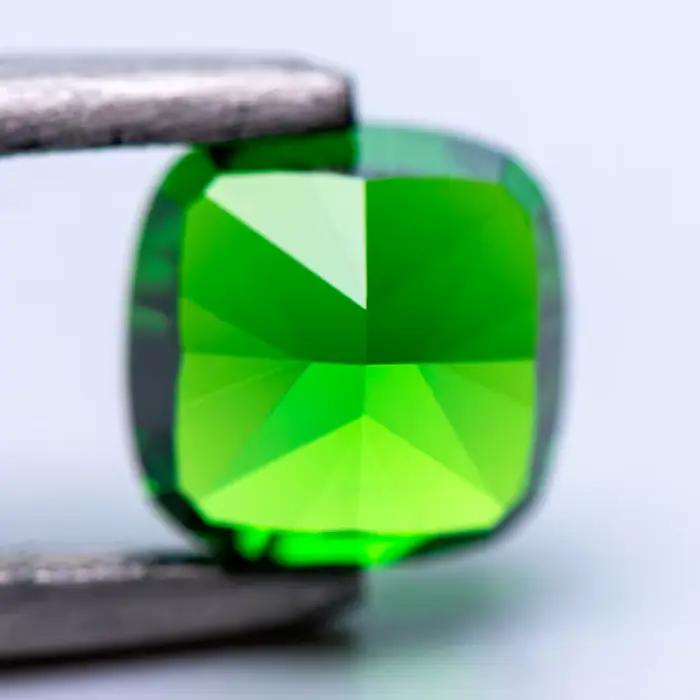 Zircon cubique en forme de coussin vert 4k, coupe de glace pilée, pierre synthétique Cz de laboratoire, qualité extrêmement brillante, fabrication de bijoux pour femmes