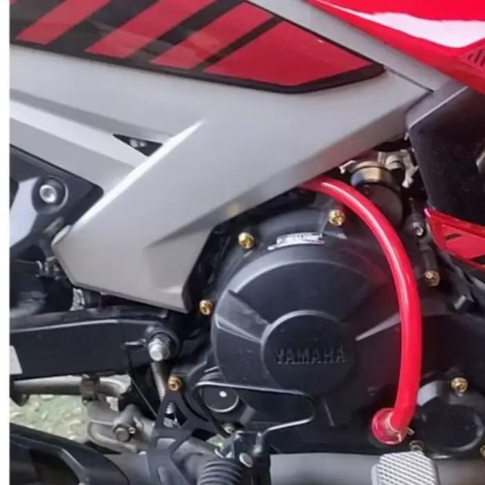 Respirateur de moto avec tuyau | Radiateur modifié en caoutchouc pour moto, becquet d'huile