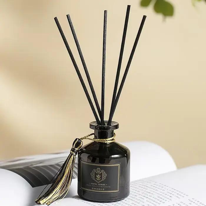 Ensemble diffuseur de parfum à bâtonnets en rotin