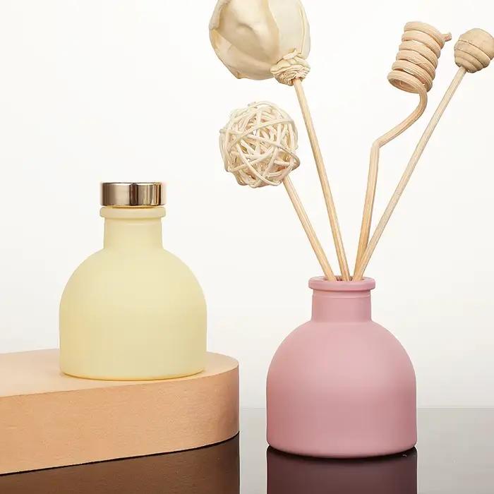 Bouteilles de diffuseur d'aromathérapie vides rose/blanc/jaune/noir de 50ml