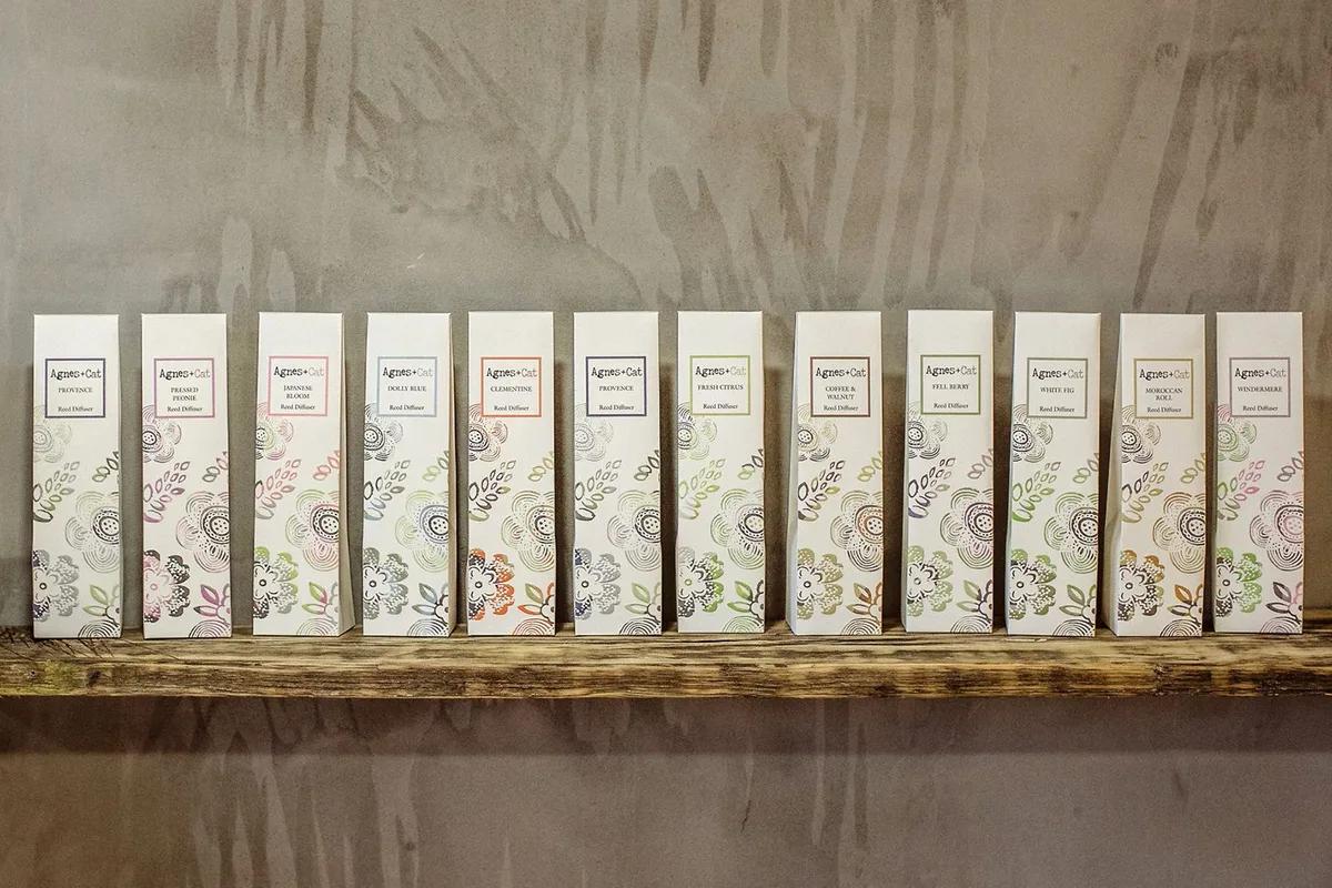 Box of 140ml Reed Diffuser - Pressed Peonie